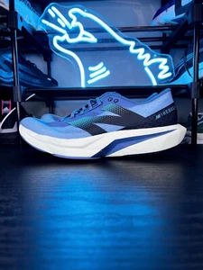 New Balance FuelCell Rebel V4 Herren Laufen Fitnessstudio Trainingsschuhe blau - Größe 10 - Bild 1 von 5