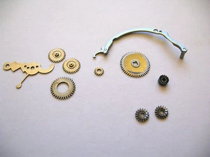 MINERVA 20,20CH ASSORTED MOVEMENT PARTS - Picture 1 of 9