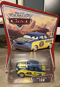 Disney Pixar Cars - M4242 - Rennoffiziell Tom - Neu in versiegelter OVP - Bild 1 von 4