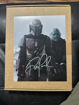 佩德罗·帕斯卡作为曼达洛人星球大战亲笔签名 8 x 10 照片带真品证明 — 第 1/2 张图片