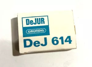 One DeJUR GRUNDIG DeJ 614 Mikrokassettenband im Ärmel Made in Germany Neu aus altem Lagerbestand Olson - Bild 1 von 7
