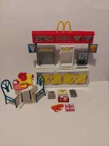 Barbie McDonald's Fun Time Restaurant Playset Vintage 2001 - Picture 1 of 10