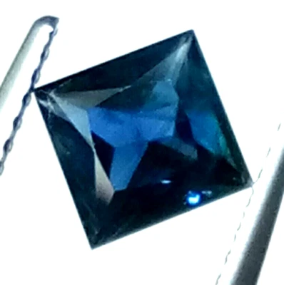 Piedra suelta cuadrada de zafiro azul de Madagascar 100 % natural corte princesa de 1,14 quilates Foto 1 de 3