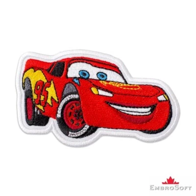 Cars Lightning McQueen simpatico divertente personaggio dei cartoni animati toppa ricamata ferro su - Immagine 1 di 4