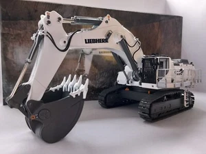 WSI 64-2007 Premium Line Excavator R9150 - Liebherr *Last One* - Picture 1 of 2