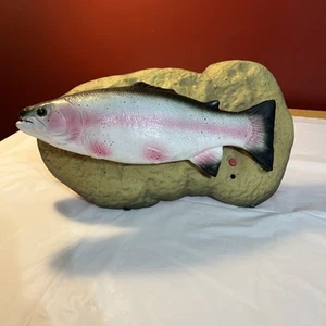 VTG 1999 GEMMY Travis The Singing Rainbow Trout Sings But Doesn’t Move - Picture 1 of 2
