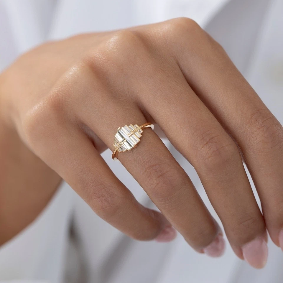 2.00Ct Baguette Cut Lab Grown Diamond Wedding Engagement Ring 10k Yellow Gold - Image 1 of 4