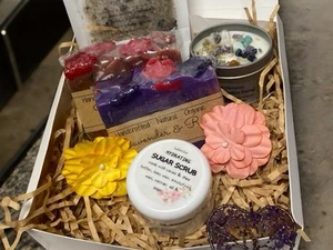 Gift Pack For Women With Crystals/Boho Womens Gift/Handmade Soap & Candle - Picture 1 of 6