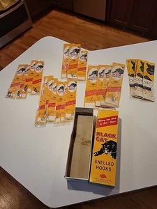 Lotto ganci snocciolati gatto nero vintage NOS in scatola originale - 25 confezioni varie misure - Foto 1 di 10