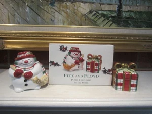 Fitz and Floyd Plaid Christmas Salt & Pepper Shakers Set Snowman & Present NIB - Picture 1 of 17