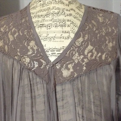 Cárdigan de viscosa Tempo Paris frente abierto para mujer talla S marrón ribete de encaje seda como Foto 1 de 4