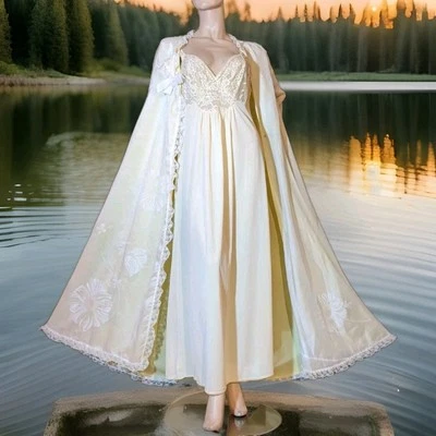 Vintage Unique Rare ODETTE BARSA Peignoir Robe Van Raalte Myth Lacey Nightgown L - Image 1 of 4