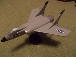 Built 1/72: American VOUGHT F7U-3 CUTLASS Fighter Aircraft US Navy - Picture 1 of 1