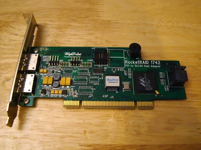 HighPoint RocketRAID 1742 4 Channel PCI SATA 3Gbps RAID Controller/WITH CABLES-2 - Image 1 of 4