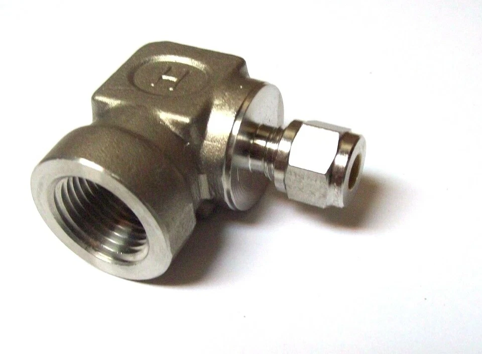 Hoke Gyrolok 4LF8-316 Female Elbow 1/4" Tube OD X 1/2" FNPT 316S/S Fitting, Brew - Image 1 of 1