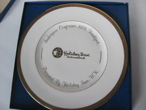 ROYAL DOULTON PLATE HOLIDAY INN UK INNKEEPERS SEMINAR 1979 GERMANY LTD ED OF 200 - Picture 1 of 11