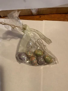 Decoración primitiva vintage miel y yo bolsa de 6 adornos de huevos de Pascua en miniatura - Imagen 1 de 1