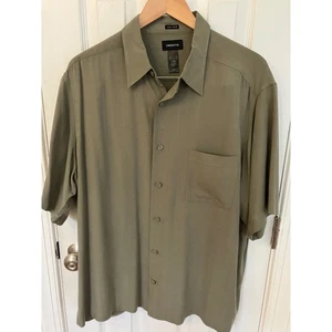 Clairborne Mens XL Olive Green 100% Silk Short Sleeve Button Up Shirt - Picture 1 of 4
