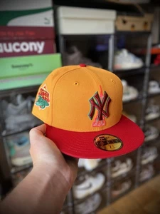 7 1/2 MyFitteds NY Yankees Empire State Building NYC Cruise Mango New Era Fitted - Picture 1 of 5