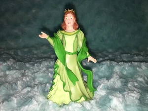 Princess Emily Plastic Figure Days of Old 3.75" Safari Ltd. from 2010 - Picture 1 of 9