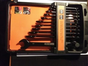 Black & Decker Ring Spanner Set 11 pieces 7 mm to 17 mm Steel Cr-V Black - Picture 1 of 2