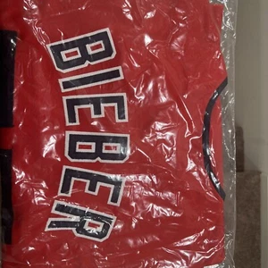 SHANE BIEBER Signed Cleveland Guardians Jersey with Beckett COA - Picture 1 of 4
