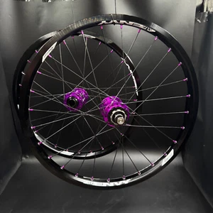 "Ruedas Pro moradas de 20"" con bujes Onyx y llantas Envy BMX" - Imagen 1 de 4