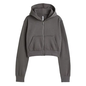 NWT H&M DIVIDED Cropped Zip Hoodie Solid Gray M Short Hooded Sweatshirt Jacket - Picture 1 of 3