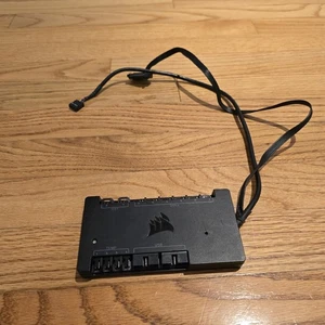 Corsair iCUE COMMANDER PRO Smart RGB Regolatore di velocità per illuminazione e ventola - Nero - Foto 1 di 4