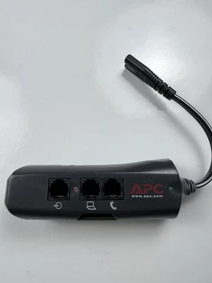 APC PNOTEPRO Mobile Surge Protector for Laptop Power + Phone Network RJ11 RJ45 - Image 1 of 4