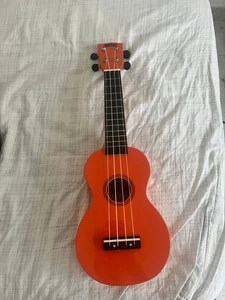 Mahalo Ukulele Soprano Arancione Custodia + Plettro + Tracolla - Picture 1 of 2