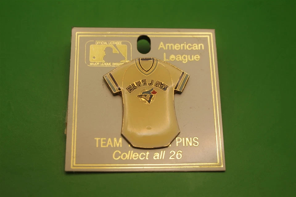 TORONTO BLUE JAYS JERSEY LAPEL PIN TEAM TRADING PINS 1 1/8" W - Image 1 of 1