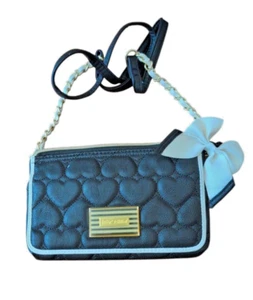 Betsy Johnson Crossbody Purse XOX Bag quilted Hearts w/Rope Chain Strap in Black - Picture 1 of 5
