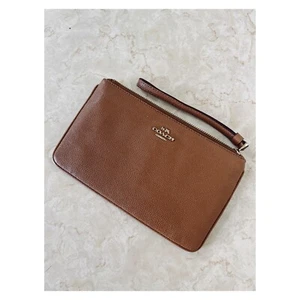 Coach Lg Corner Zip Saddle Leather Wristlet - Picture 1 of 5
