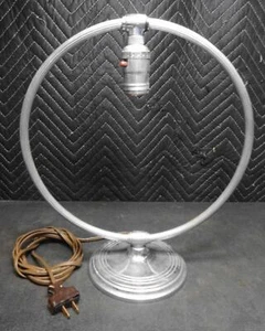 Chase Messing & Kupfer Art Deco Chrom Hoop Schreibtisch/Tischlampe 1930’s - Bild 1 von 9