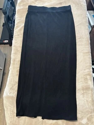 H By BORDEAUX Women’s Medium Pull on Navy Blue Ribbed Skirt NEW - Image 1 of 4