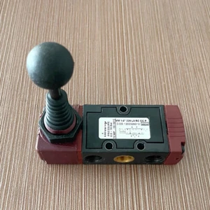 Zawór uchwytu zmiany opon VM1/8 22 6 L9 RCCCP 1202326010 do CORGHI - Zdjęcie 1 z 1