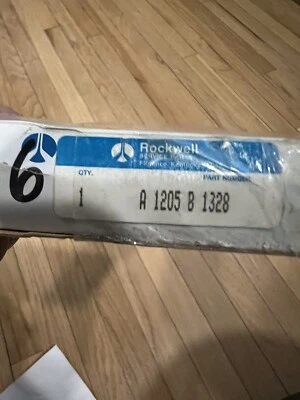 Junta de eje M915 y M916. NSN 5330-01-082-7966.  PN: A 1205 B 1328. Foto 1 de 3