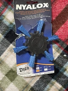 Dico Nyalox 4 in.   D  Mandrel Mounted Flap Brush 240 Grit - Picture 1 of 4