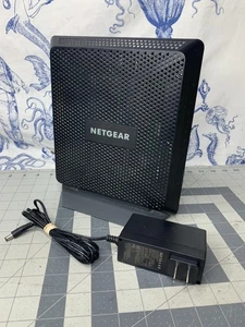 NETGEAR C7000v2 AC1900 WiFi Cable Modem Router with Power Cord (K3) - Picture 1 of 9