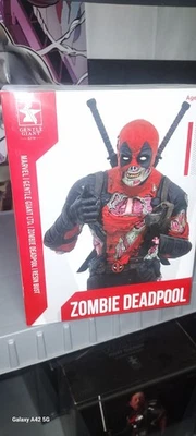 Estatua Busto Deadpool Zombies Gigante Suave Marvel Foto 1 de 2