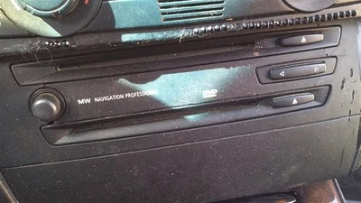 Audio Equipment Radio Sedan Canada Market 2 Din Size Fits 06 BMW 323i 30896646 Foto 1 de 4