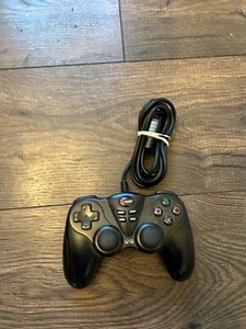 GIGAWARE Game CONTROLLER 26-1030 FOR PS2 & PLAYSTATION - Picture 1 of 3