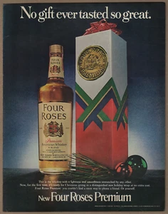 Whisky Four Roses 1971 Navidad anuncio vintage regalo premium envuelto adornos pino - Imagen 1 de 4