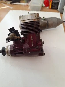 IRVINE 46 ic engine - Picture 1 of 4