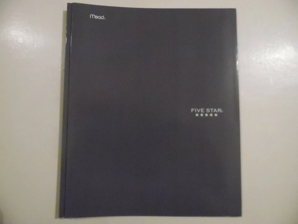 Carpeta Mead Five Star 2 bolsillos con puntas, $5,20- $3,12 cada uno, tú eliges el color Foto 1 de 1