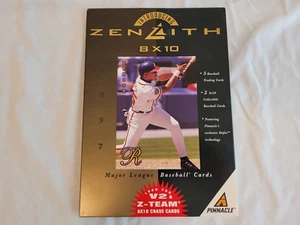 Paquete de tarjetas de béisbol Pinnacle Zenith 1997 8x10 sin abrir - Imagen 1 de 8