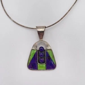 Silberfarbene Halskette Anhänger grün lila Intarsien Art Deco Modernist Choker - Bild 1 von 6