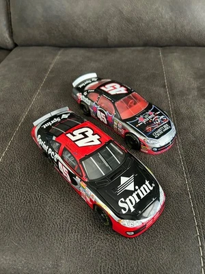 Lot of 2 Kyle Petty 1/24 Scale Diecast from hit Wheels and Team Caliber Loose - Image 1 of 2
