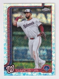 2025 TOPPS CHROME BASEBALL LUIS GARCIA JR. LOGOFRACTOR CARD 269 - Picture 1 of 2